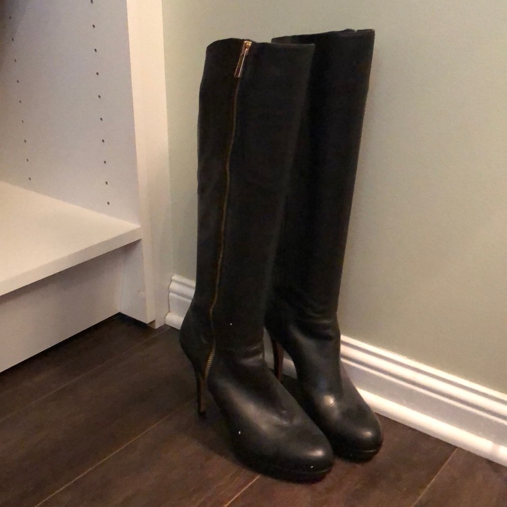 Vince Camuto 2-3 inch heel boots